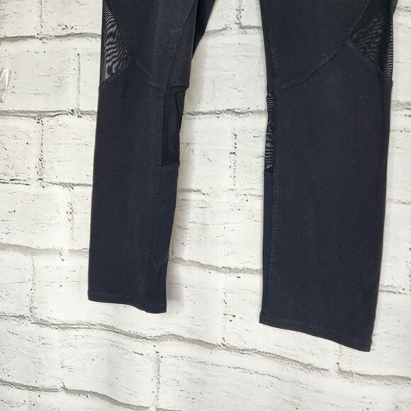 Alo Yoga Black Mid Rise Mesh Capri Leggings Size Small Casual Athleisure - Picture 5 of 11
